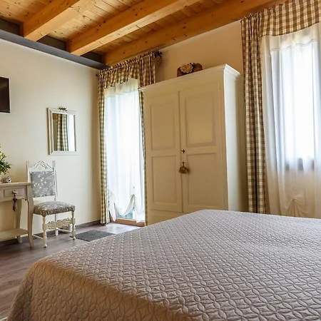 Ca' Dei Coci B&B 산 마르티노 부온 알베르고